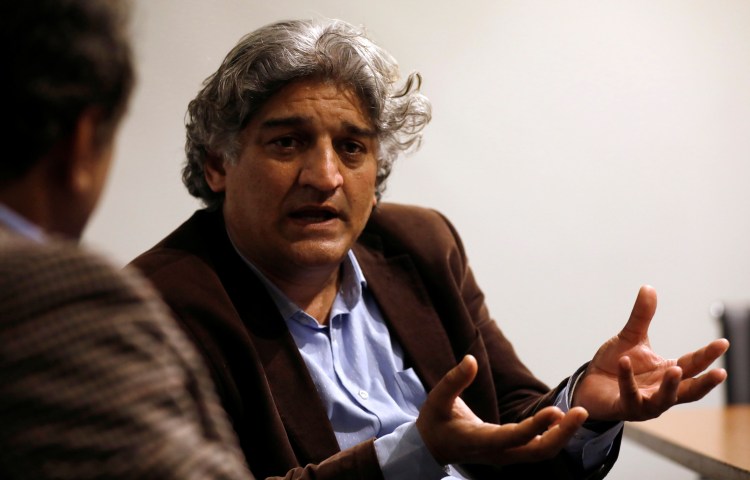 Pakistani journalist Matiullah Jan, pictured here in 2019, was detained in Islamabad on November 28, 2024, in what colleagues see as retaliation for his reporting on recent protests. (Reuters/Akhtar Soomro)
